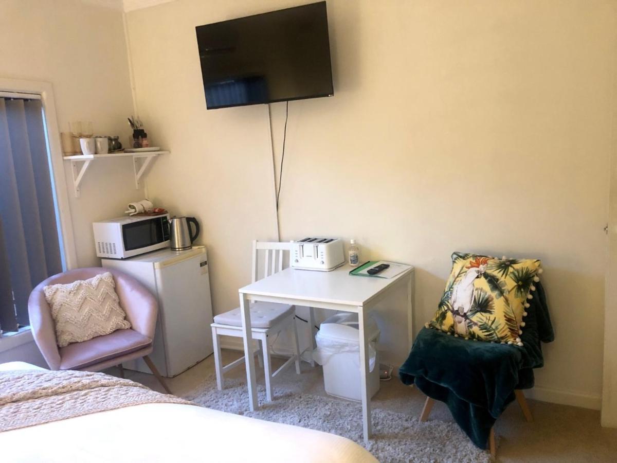 Hotel Style Monterey Guest Studio Near Hospitals, Beach And Airport Sidney Exterior foto