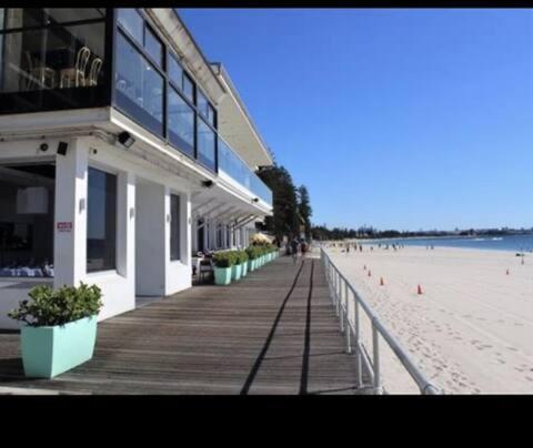 Hotel Style Monterey Guest Studio Near Hospitals, Beach And Airport Sidney Exterior foto
